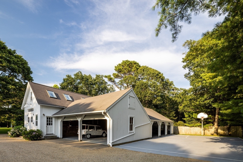41 Cobbs Hill Road
