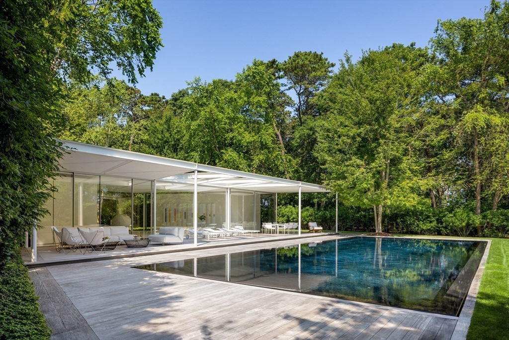 41 Cobbs Hill Road