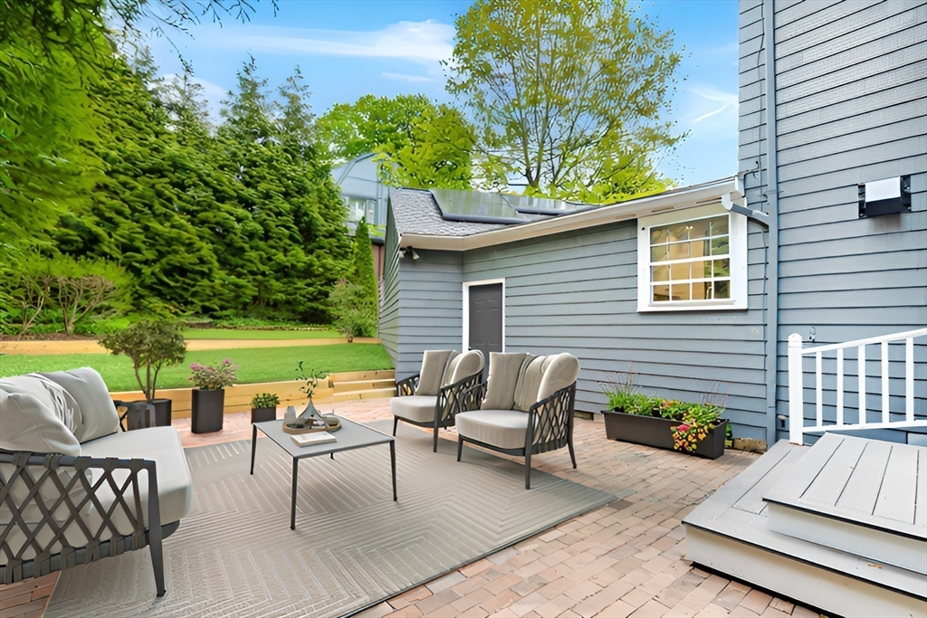 159 Bellevue St