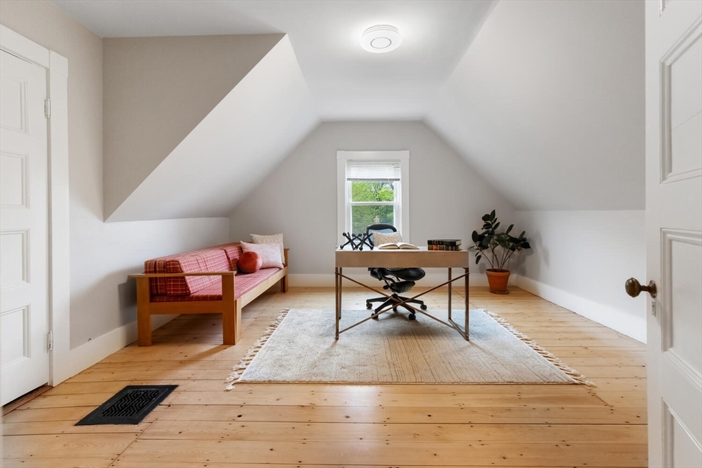 5 Winthrop Road