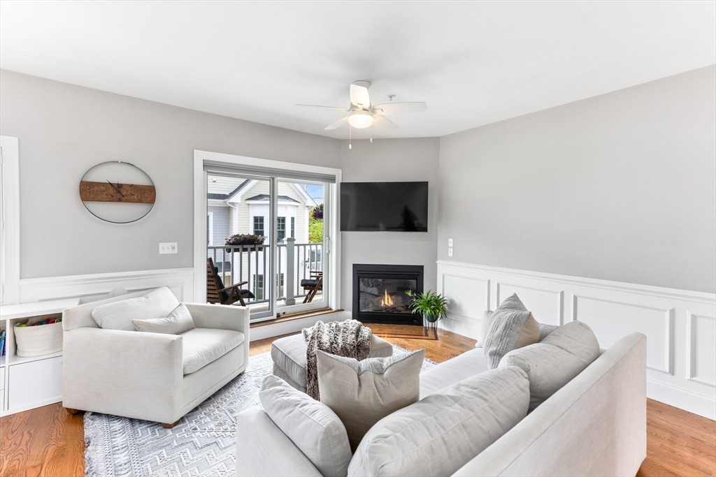 28 Park St # 2