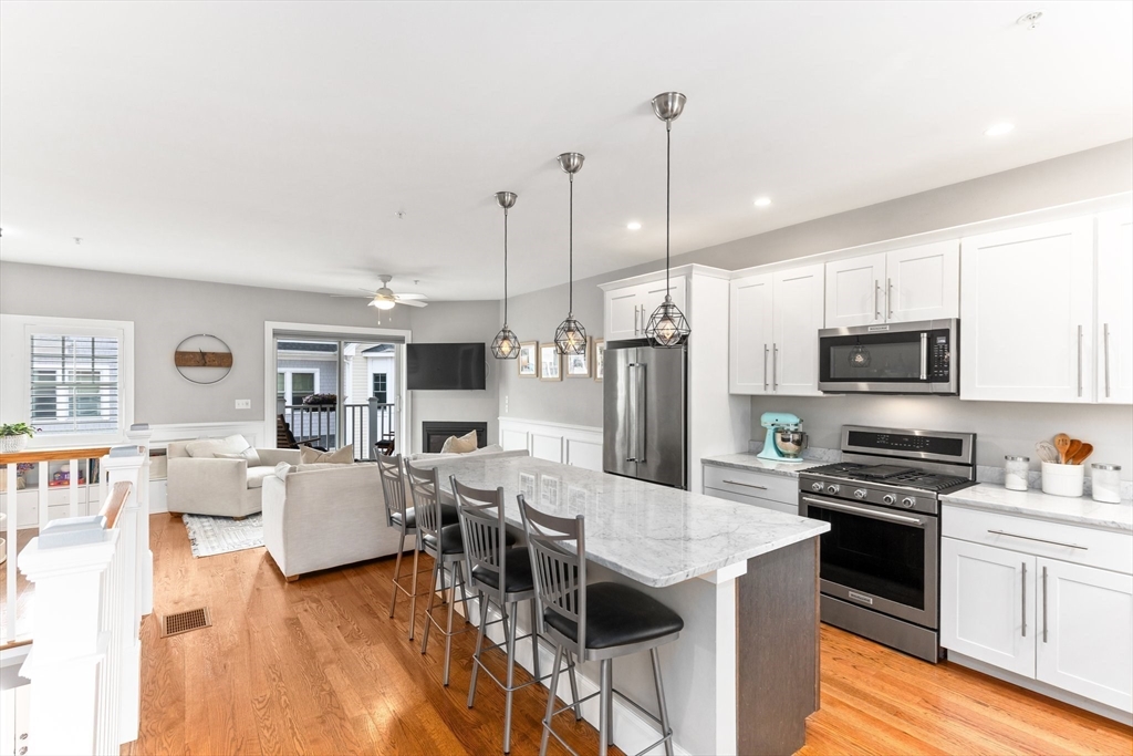 28 Park St # 2