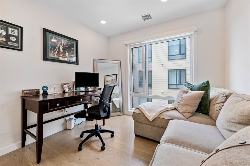 457 W Broadway # 409