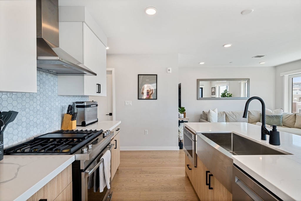 457 W Broadway # 409
