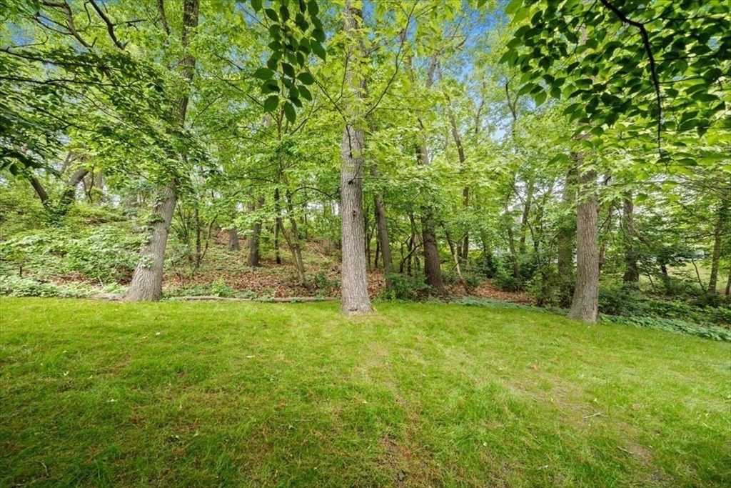 3 Beals Cove Rd Unit: E