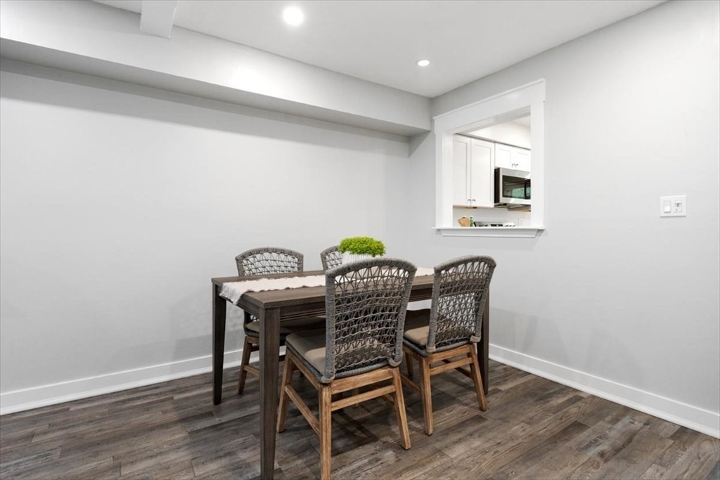 3 Beals Cove Rd Unit: E