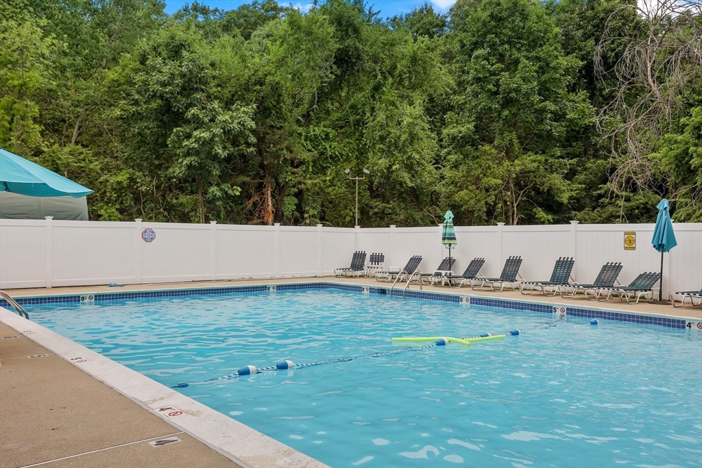 3 Beals Cove Rd Unit: E