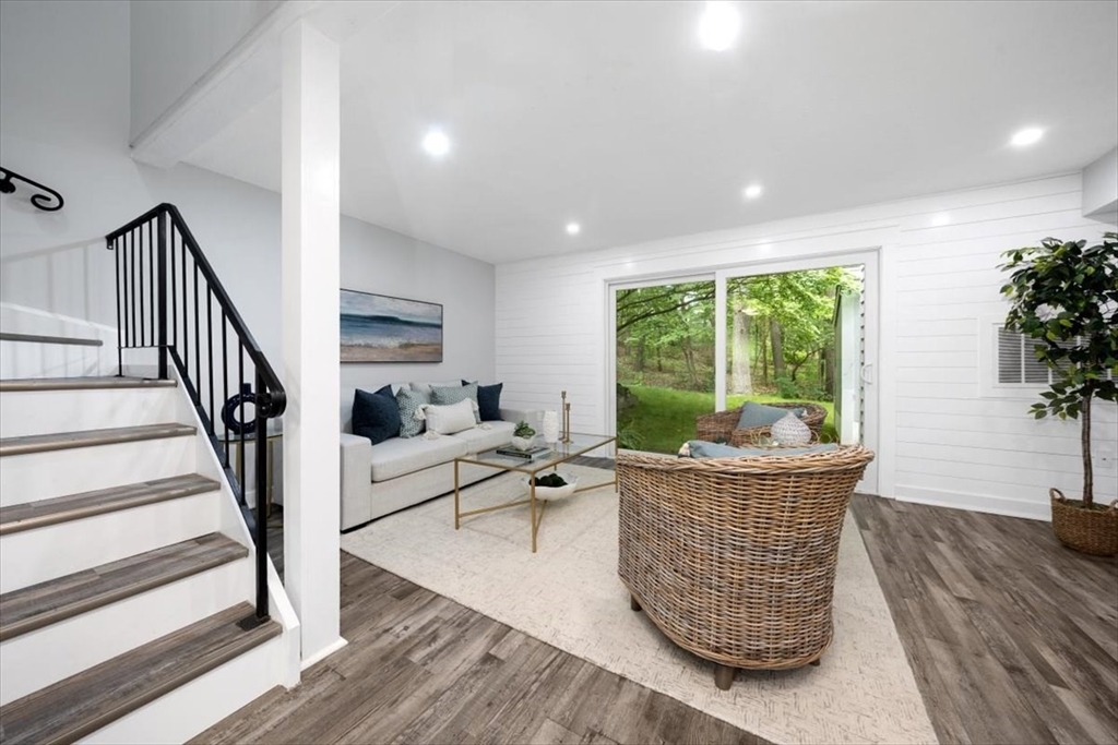 3 Beals Cove Rd Unit: E