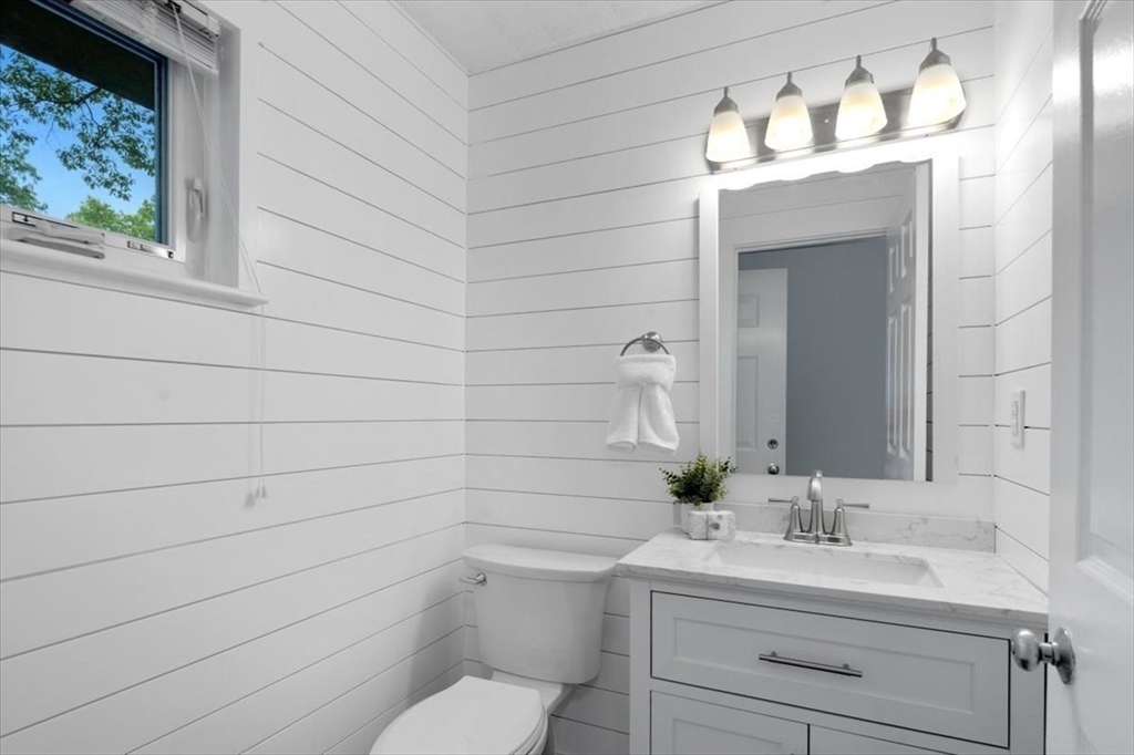 3 Beals Cove Rd Unit: E