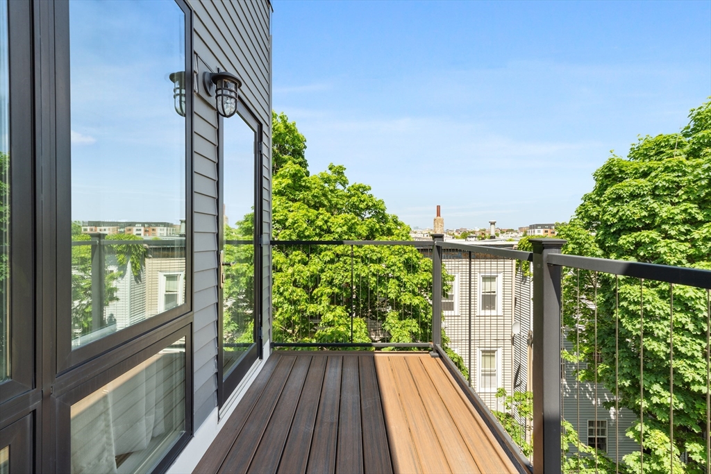 488 Dorchester # 4I