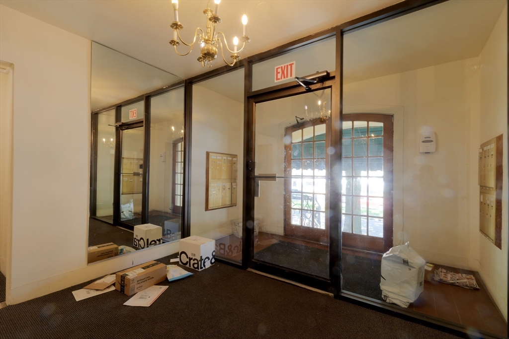 1400 Commonwealth Ave # 12