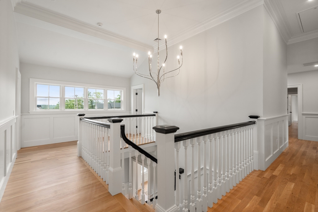 15 Lathrop Rd