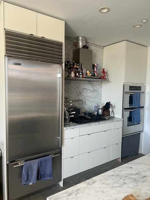 1166 Washington St. # 701