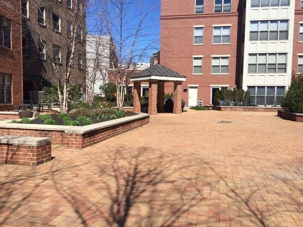 1166 Washington St. # 701