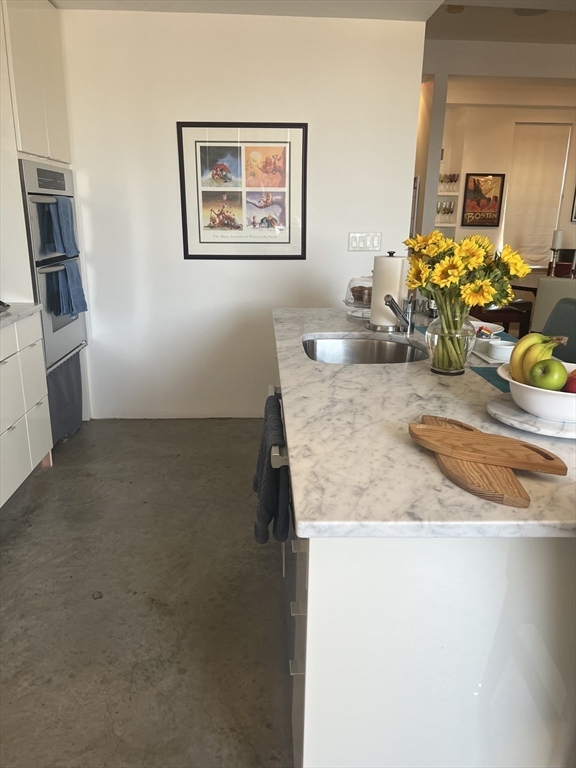 1166 Washington St. # 701