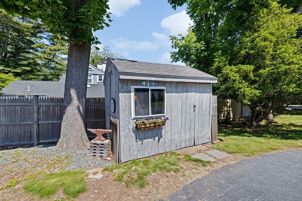 157 Branch St