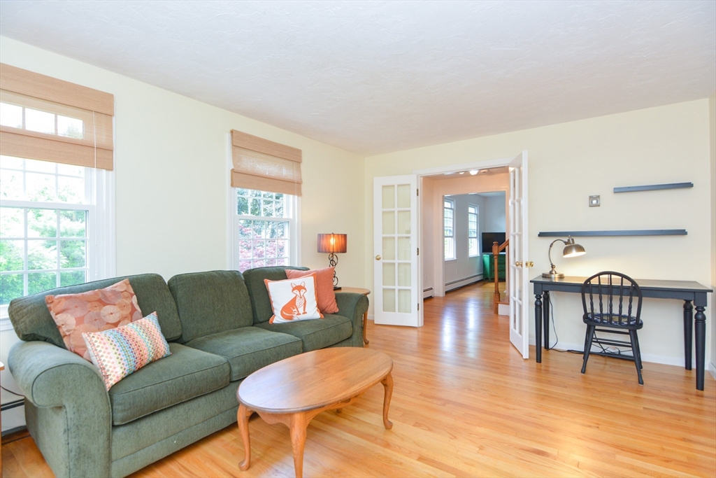 6 Thayer Rd