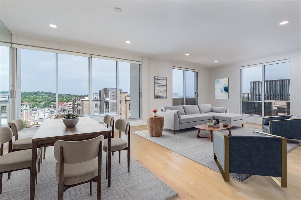 33 Pond Ave Unit: PH1208