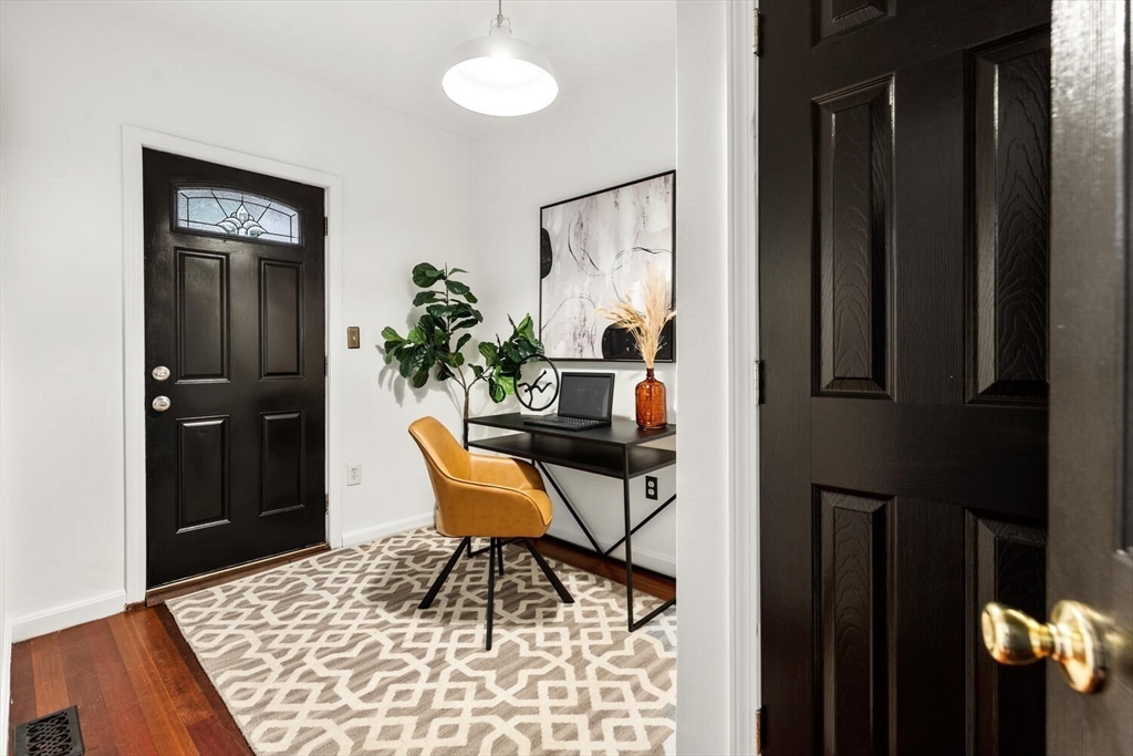 14 Mitchell St # 1
