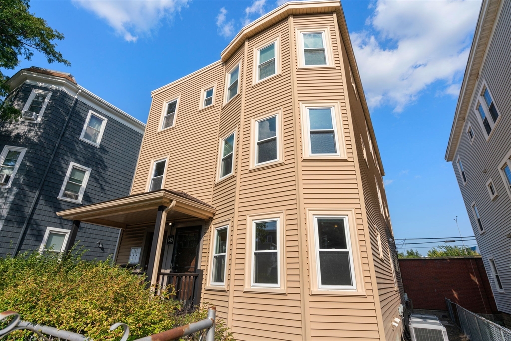 149 Sydney Street # 1