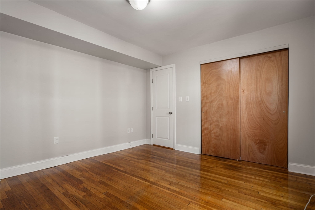 149 Sydney Street # 1