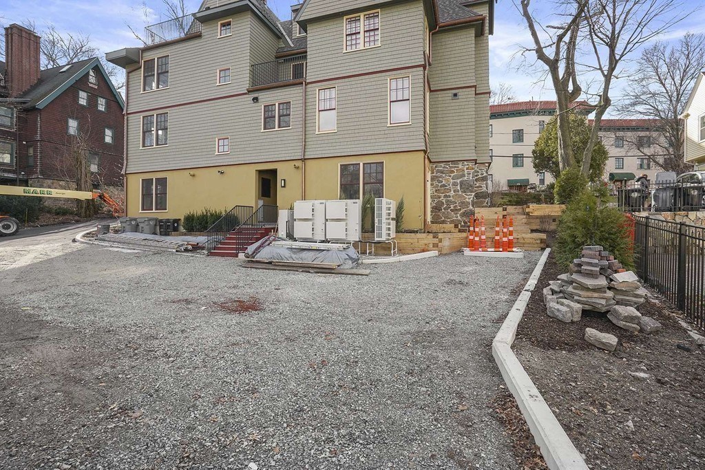 165 Winthrop Road - Half Fee # B