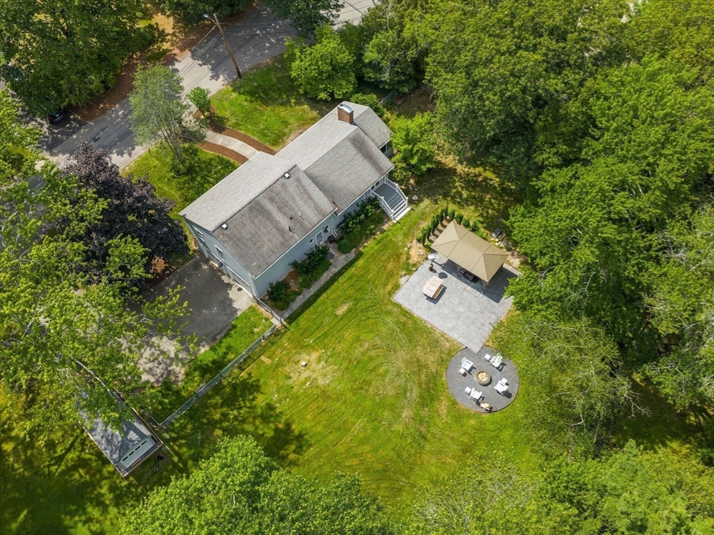 8 Karen Pines Street