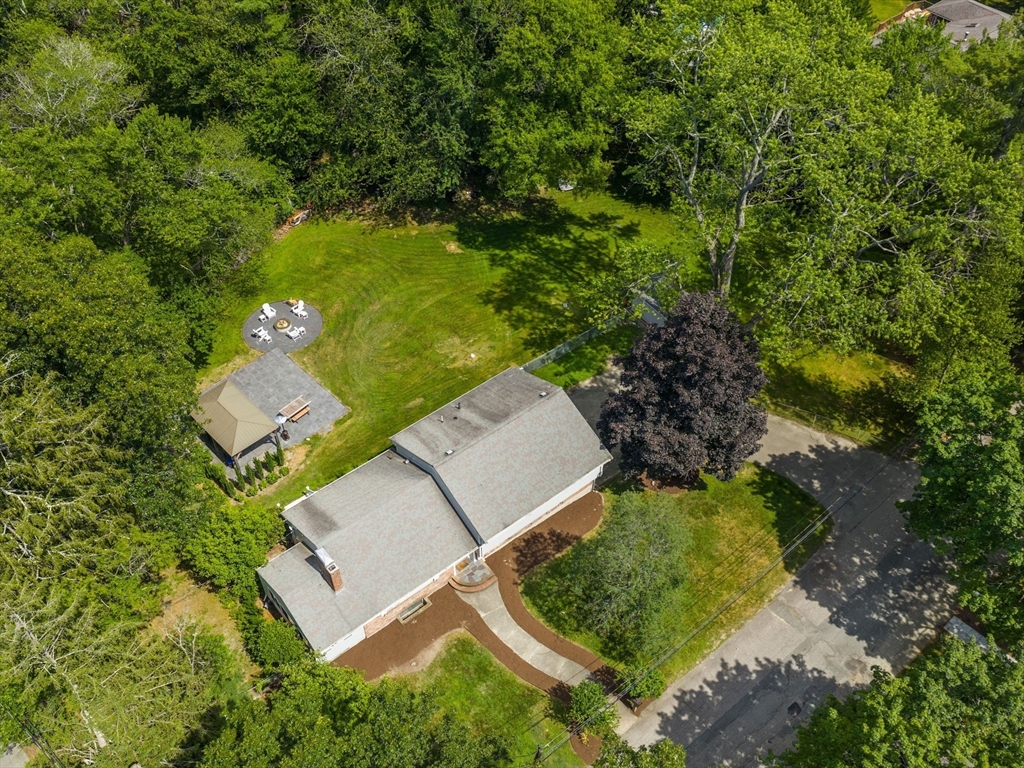 8 Karen Pines Street
