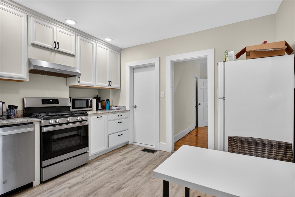 149 Clay St # 2