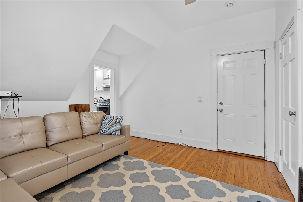 149 Clay St # 2
