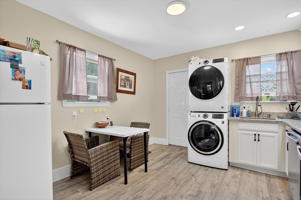 149 Clay St # 2