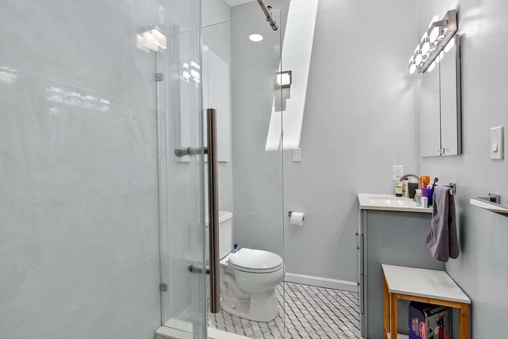 149 Clay St # 2