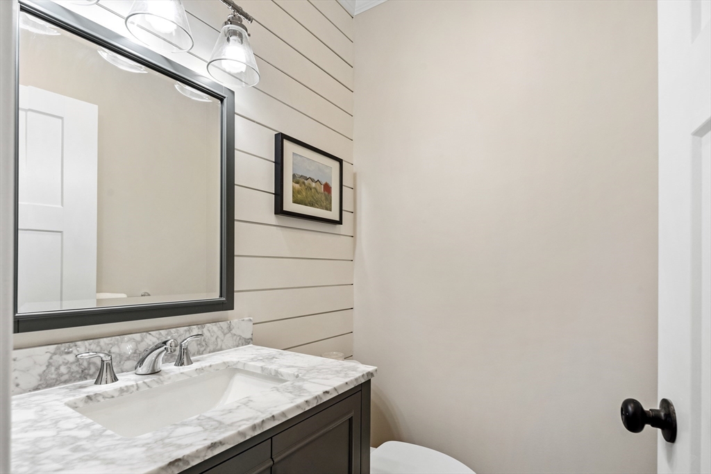 242 Atlantic Ave # 2