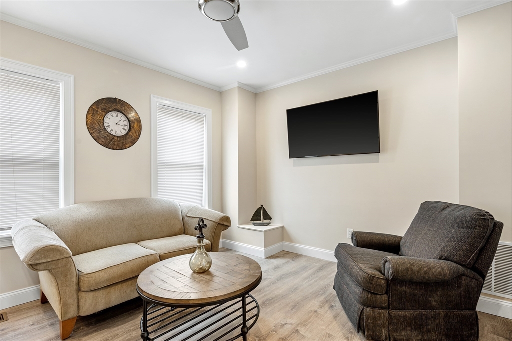 242 Atlantic Ave # 2