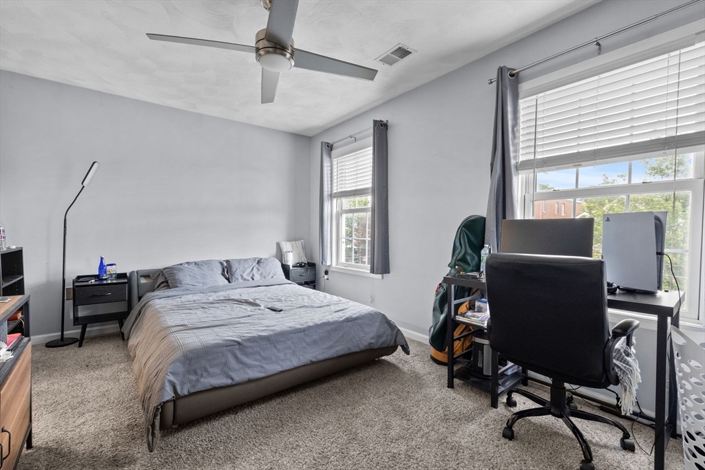 120 Blossom St # 3