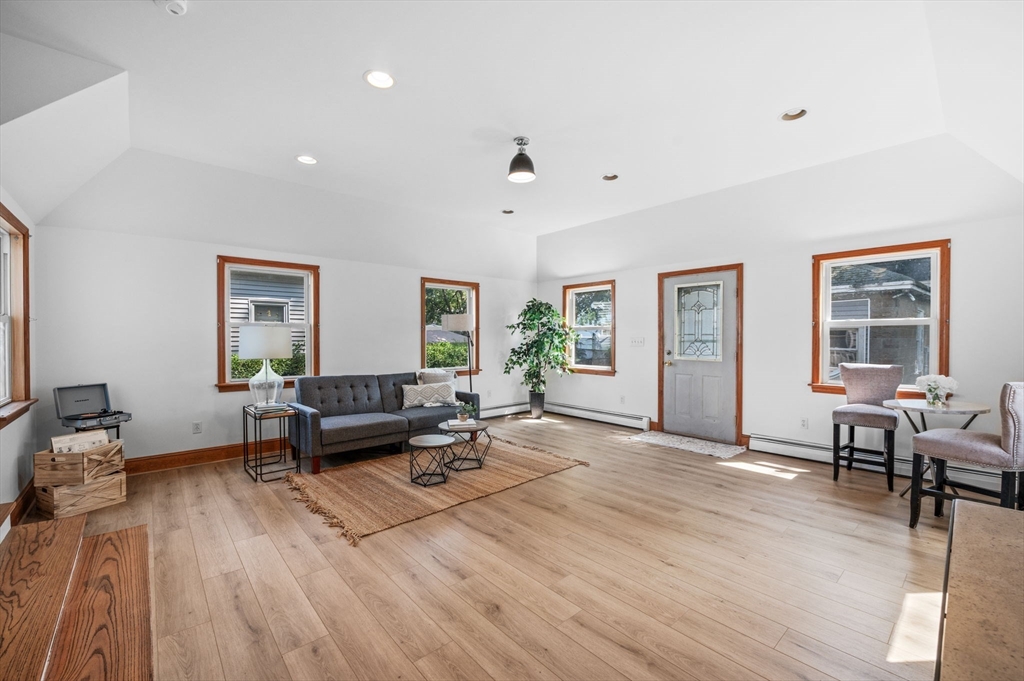 12 Planters St, Salem