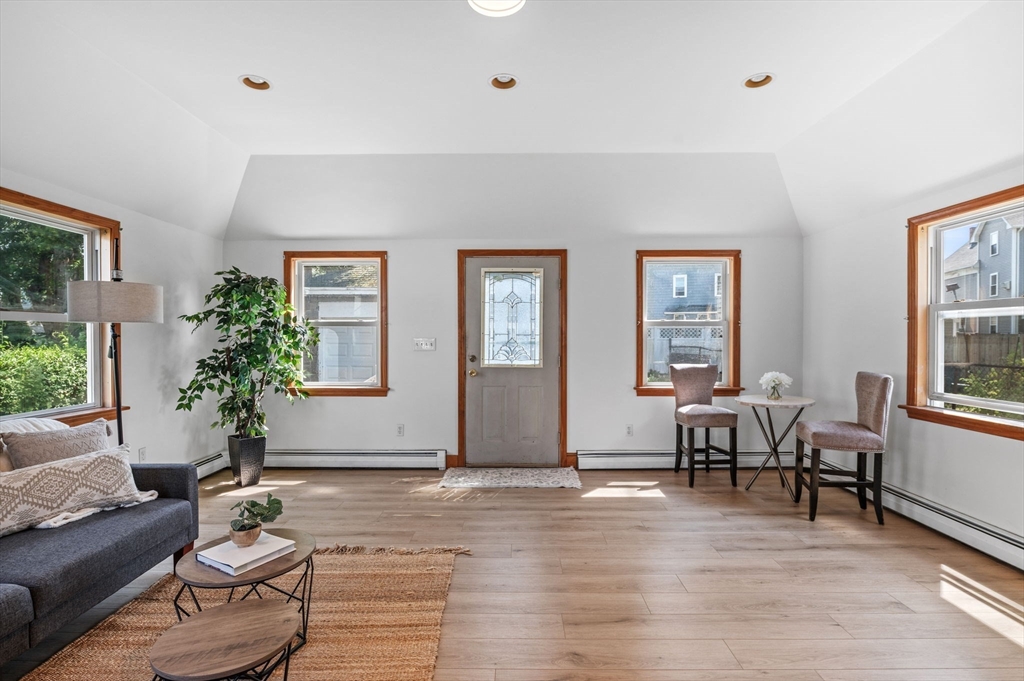 12 Planters St, Salem