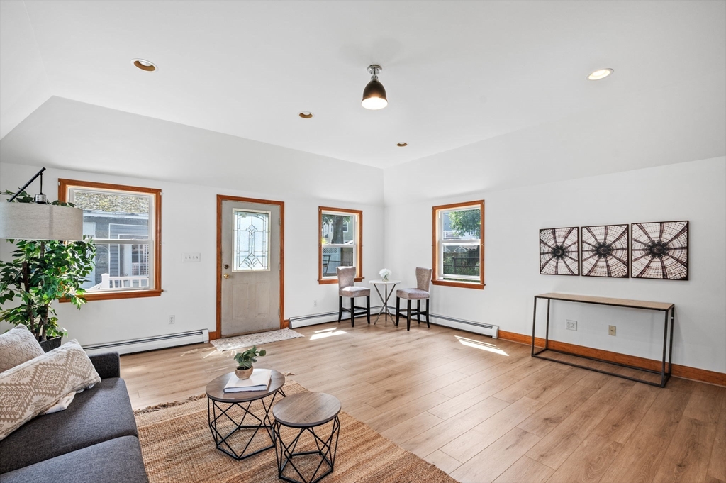 12 Planters St, Salem