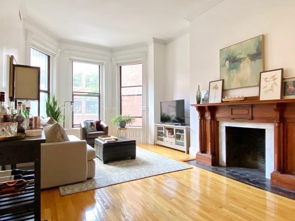 280 Commonwealth Ave # 104