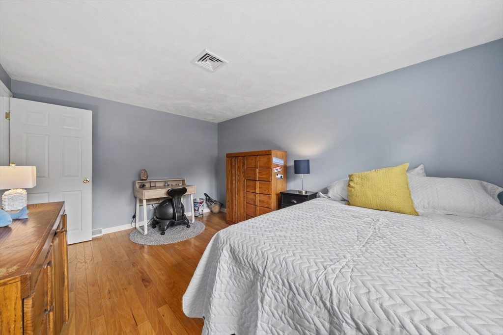 111 Zabrosky Ave