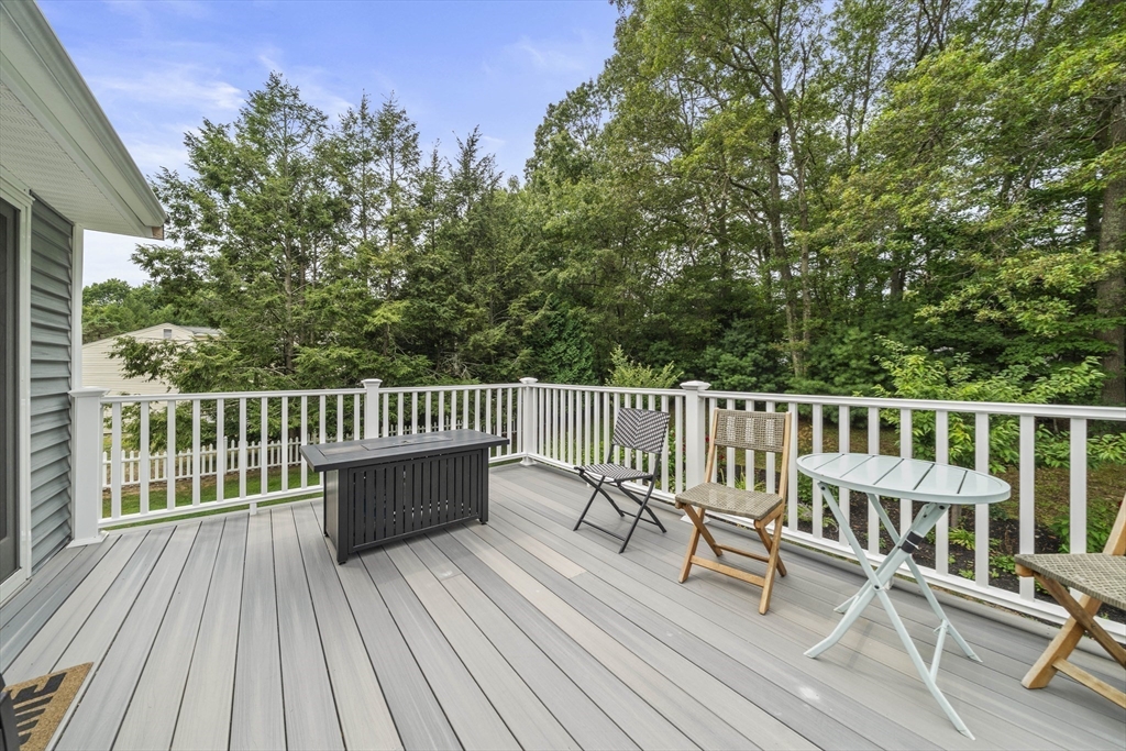 111 Zabrosky Ave