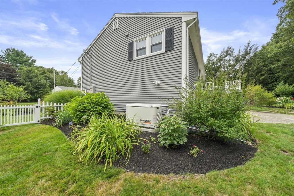111 Zabrosky Ave