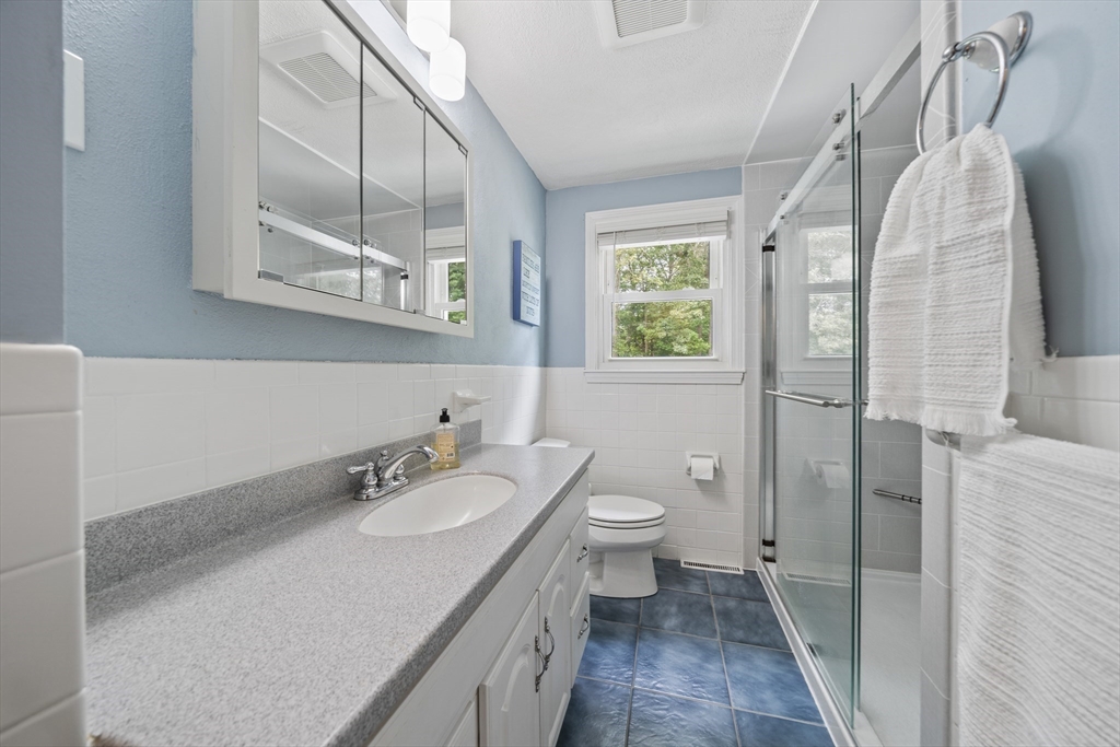 111 Zabrosky Ave