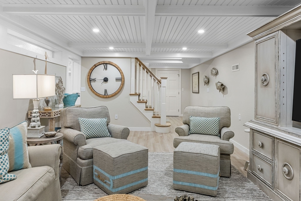 63 Idle Way