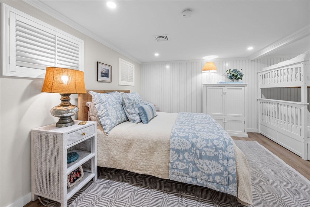 63 Idle Way