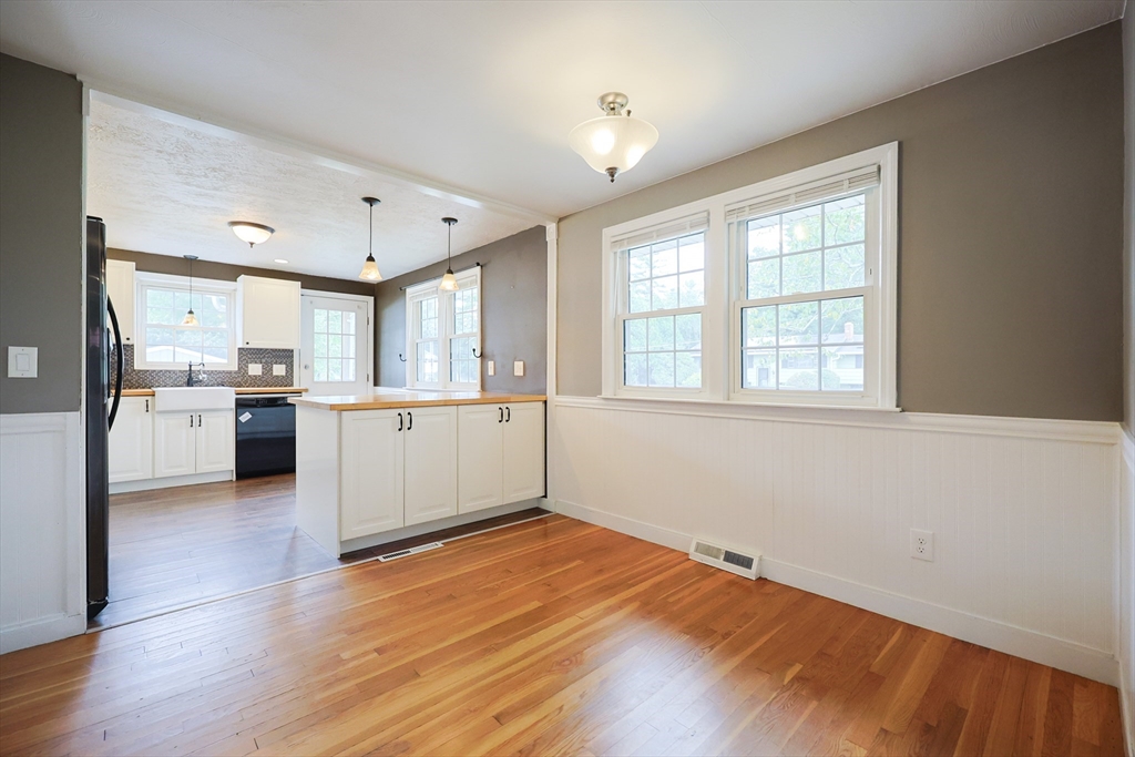 24 Fraser Rd
