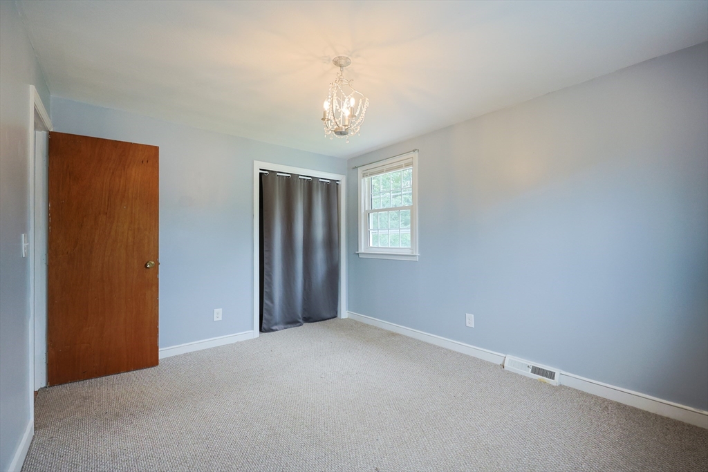 24 Fraser Rd