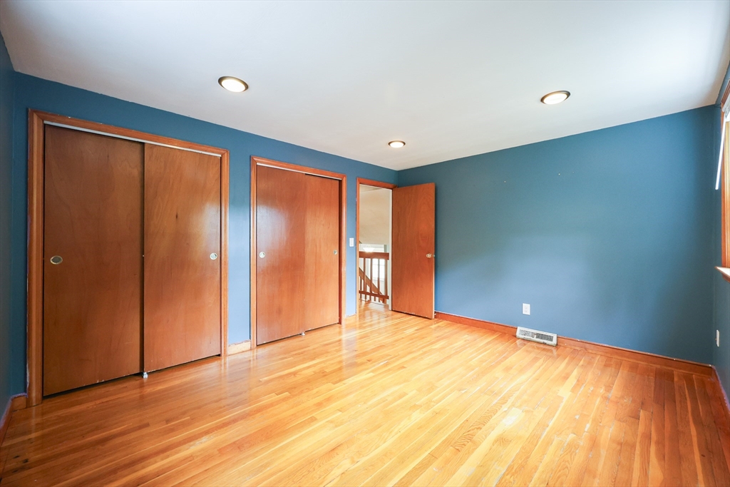 24 Fraser Rd