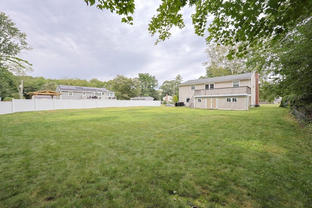 24 Fraser Rd