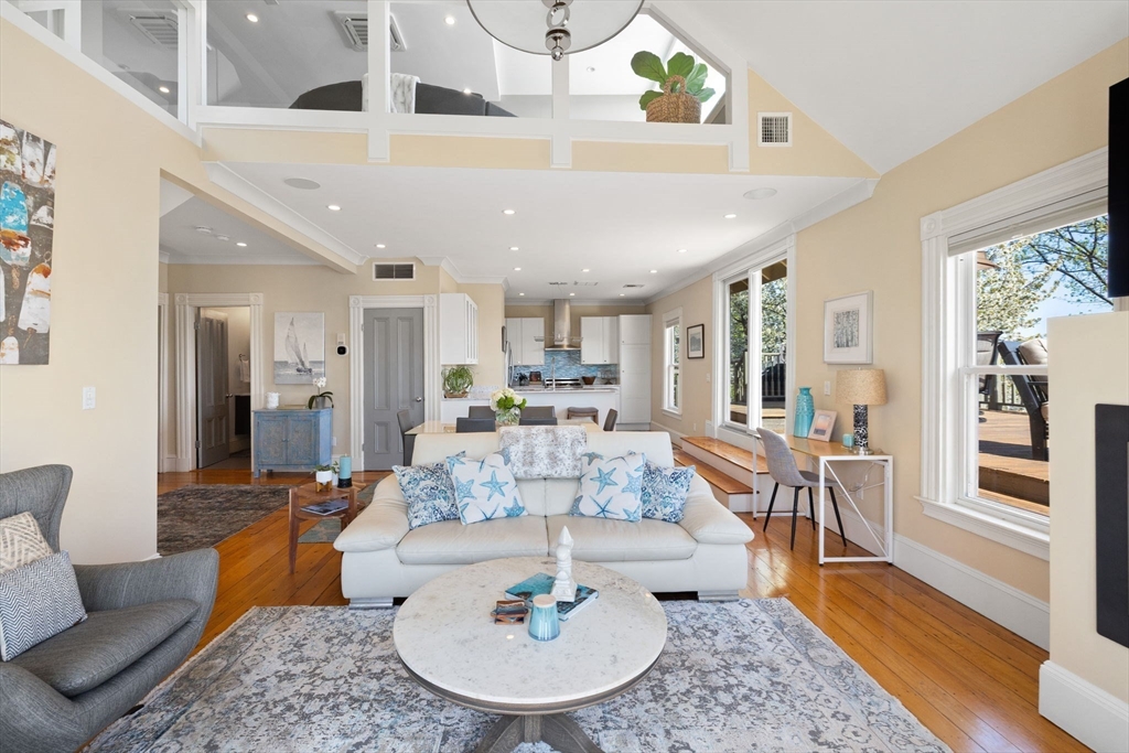 201 Savin Hill Ave # 2